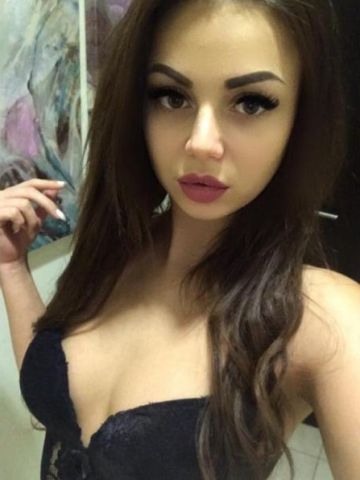 Моника